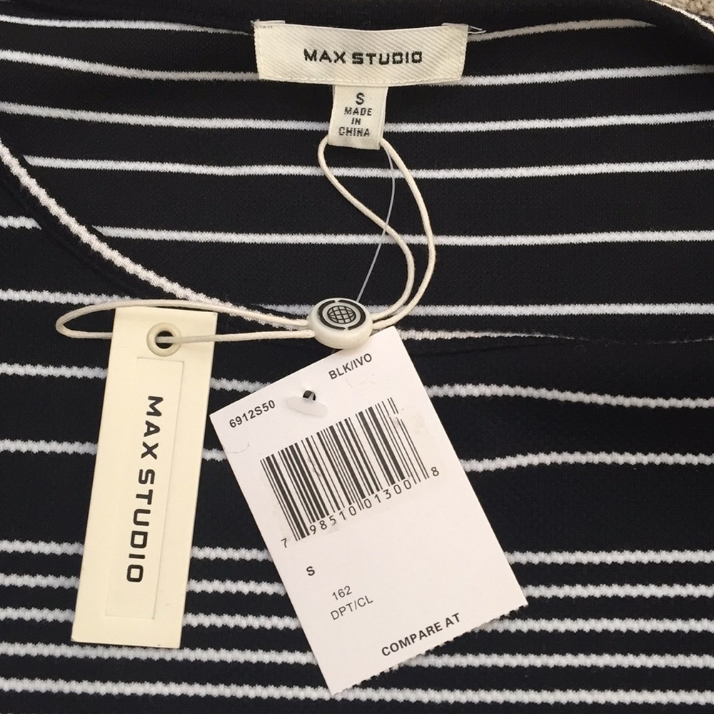 MAX STUDIO Black And White Stripped Shift Dress - Picture 6 of 7